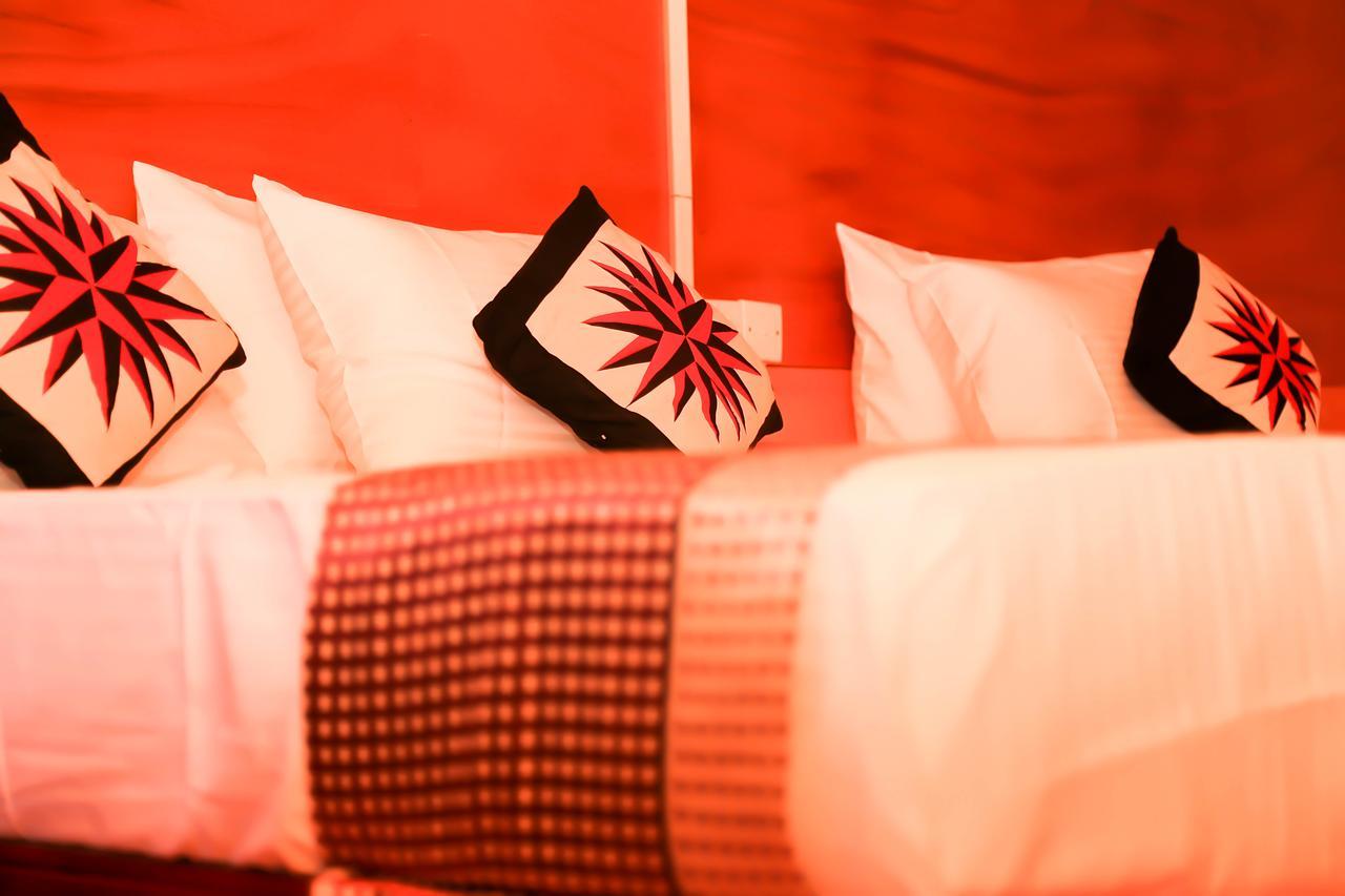 Alfresco Beach Hotel Uppuveli Kültér fotó